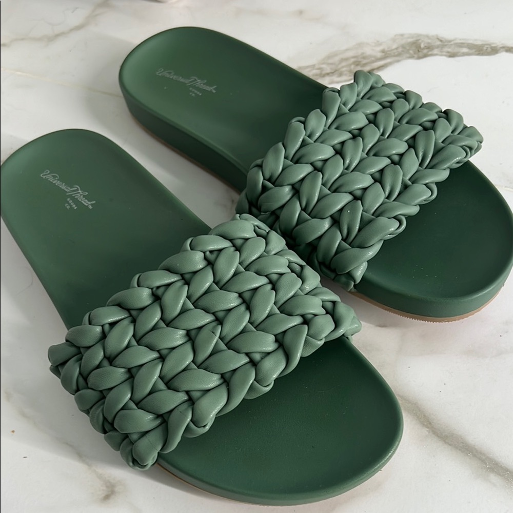 Universal Threads Green Braided Sandals